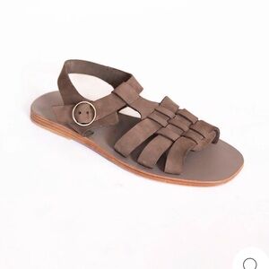 Kyma Kea Square Greek Sandal – grey suede